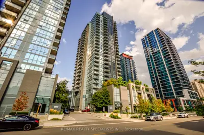 Condo Apartment in Mississauga