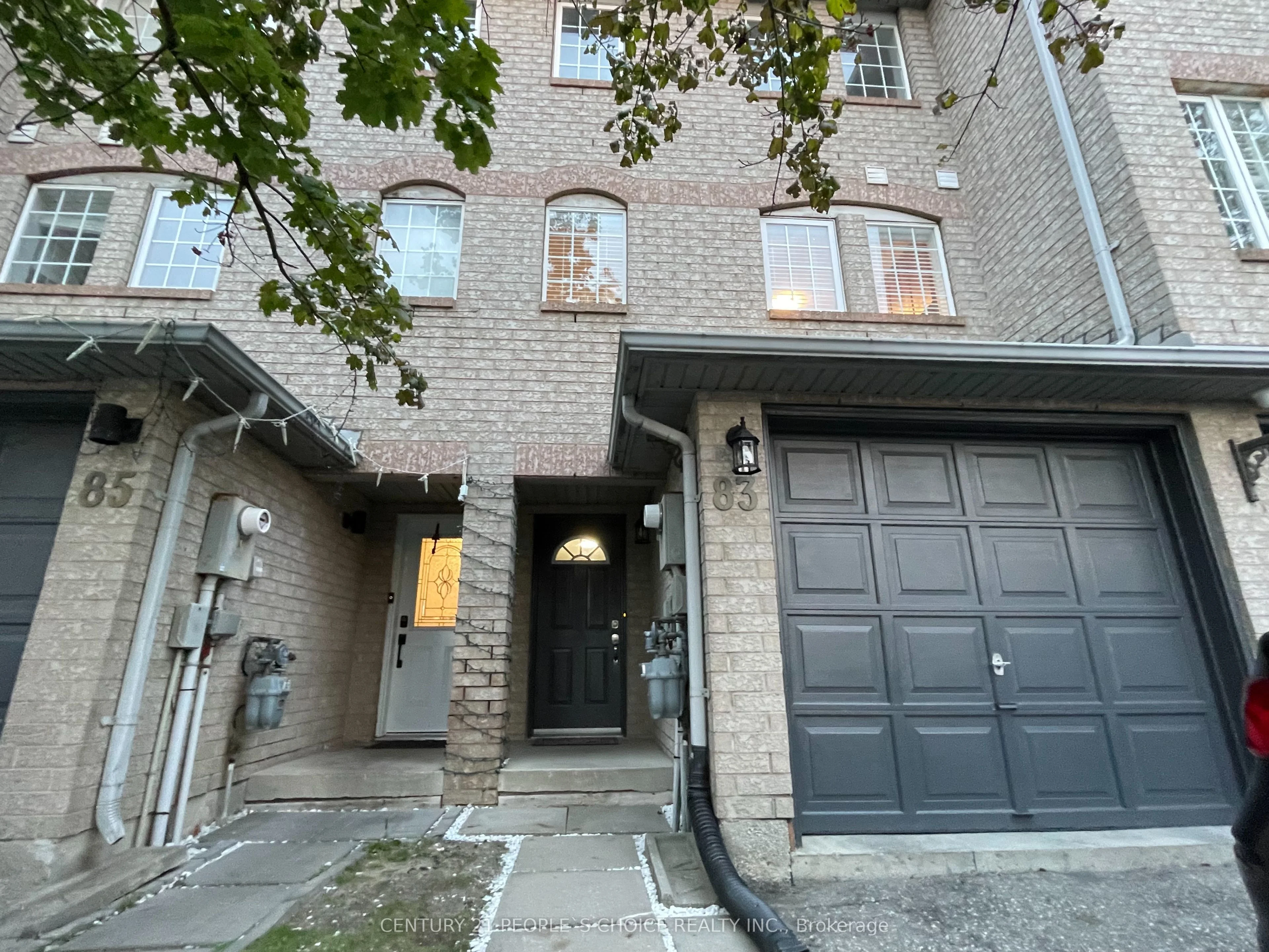 Condo Townhouse in Brampton