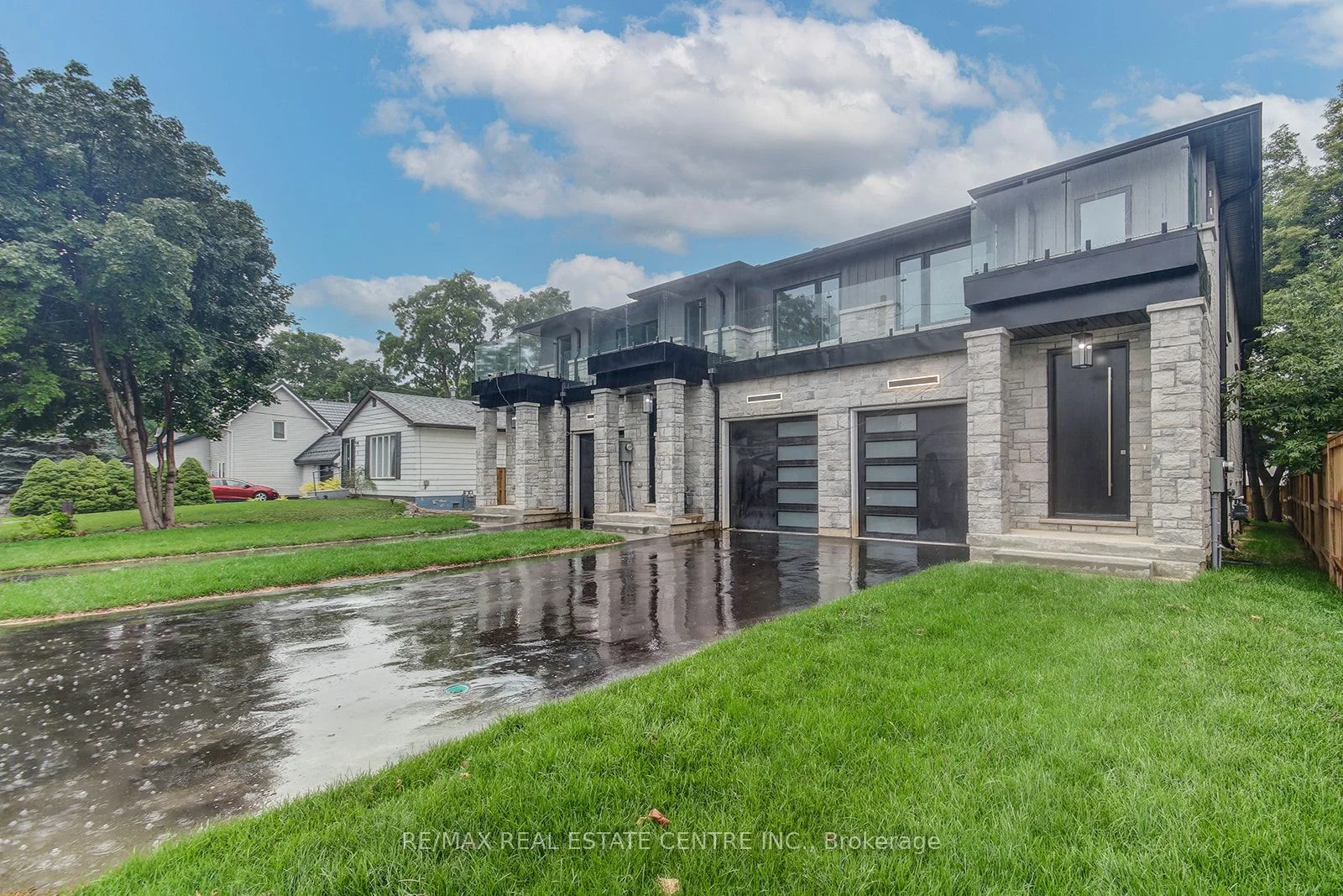 9 Caroline Street 3, Halton Hills, ON L7G 2J5