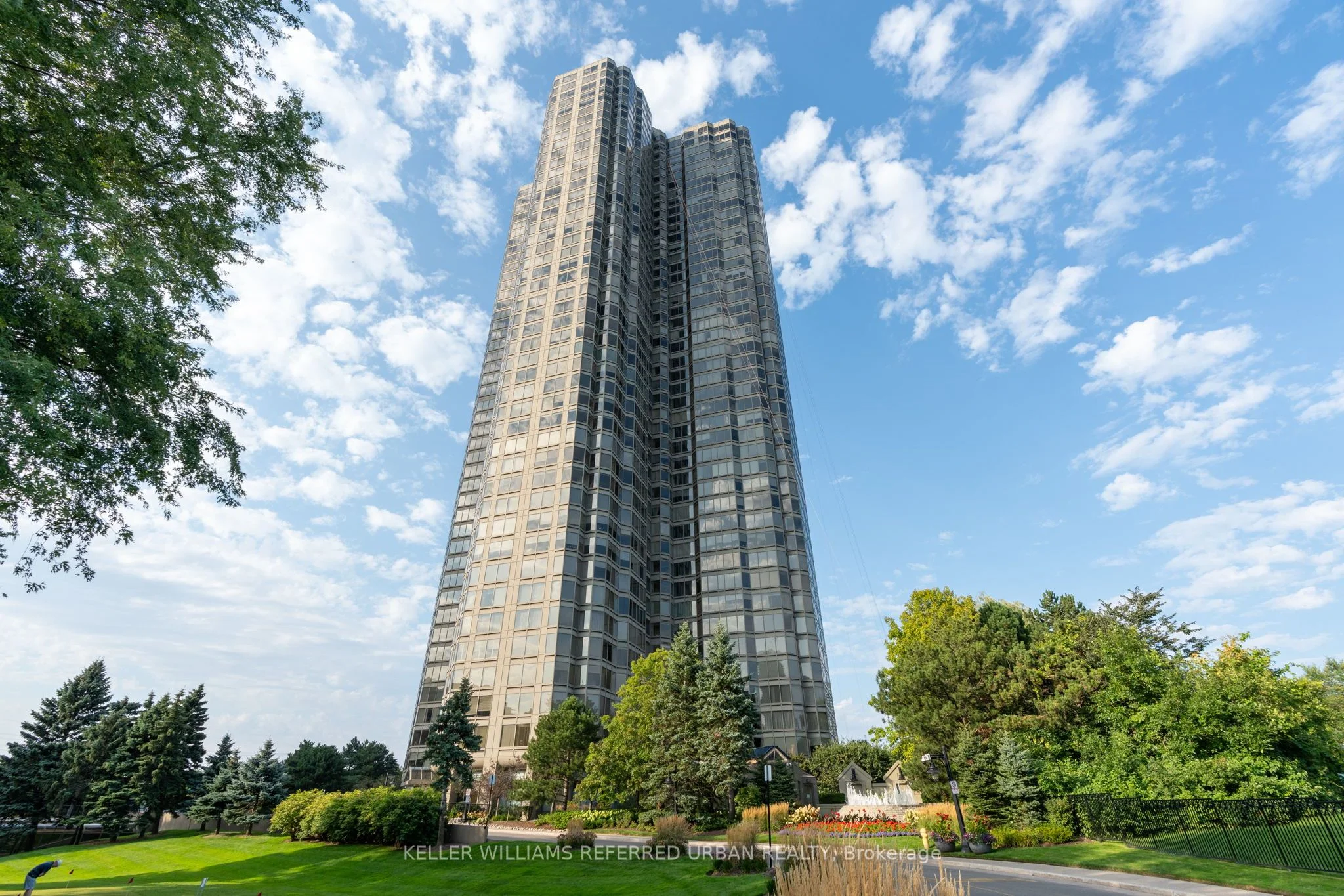 1 Palace Pier Court 409, Toronto W06, On M8v 3w9
