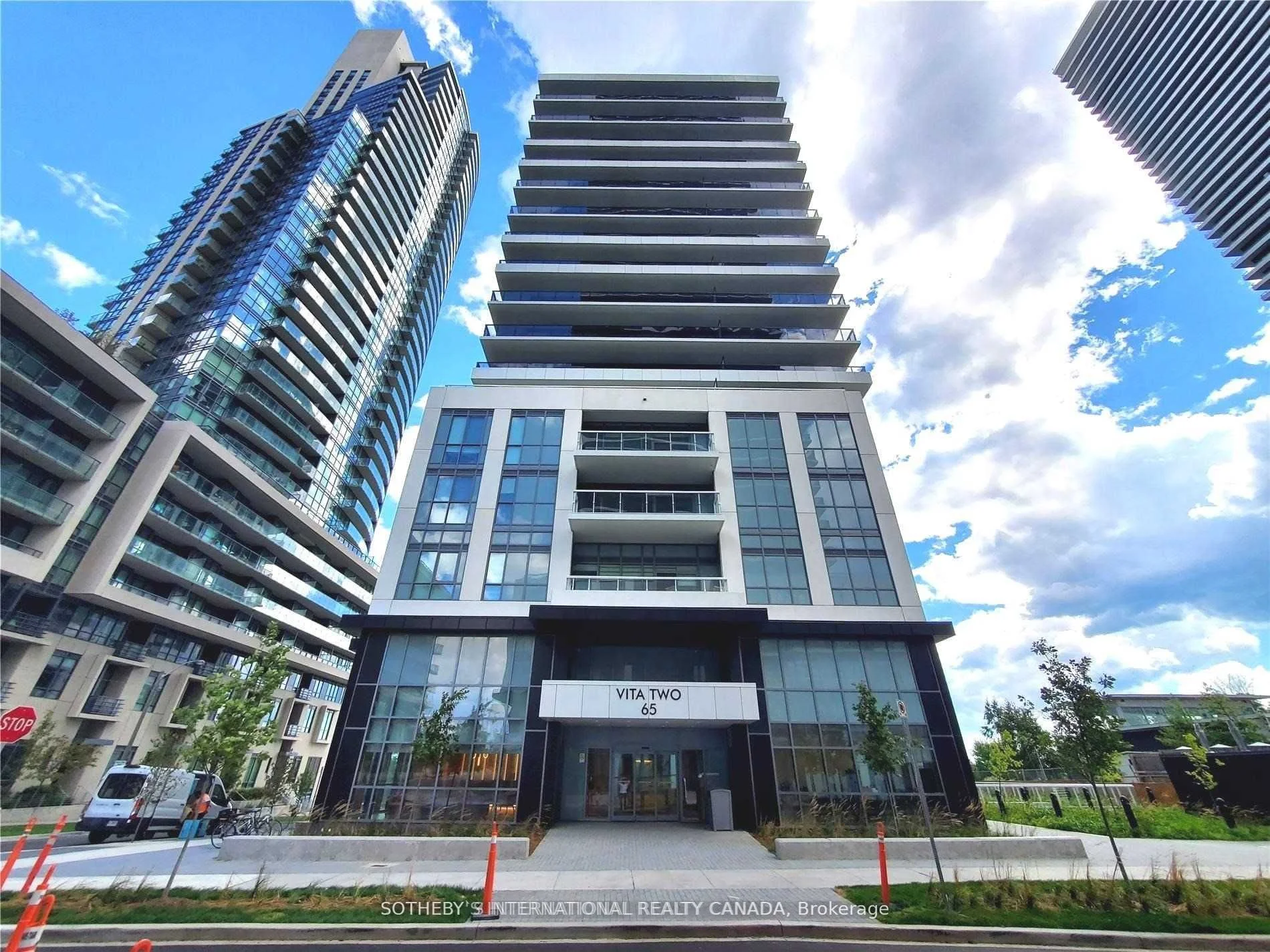 65 Annie Craig Drive 911, Toronto W06, ON M8V 0C4