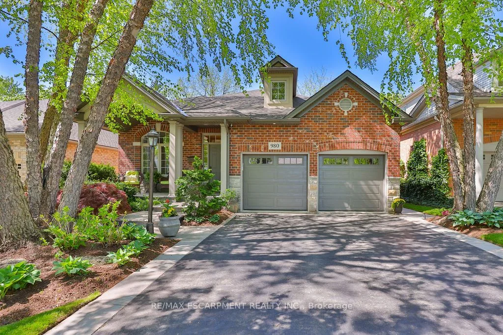 980 GORTON Avenue, Burlington, ON L7T 1S5