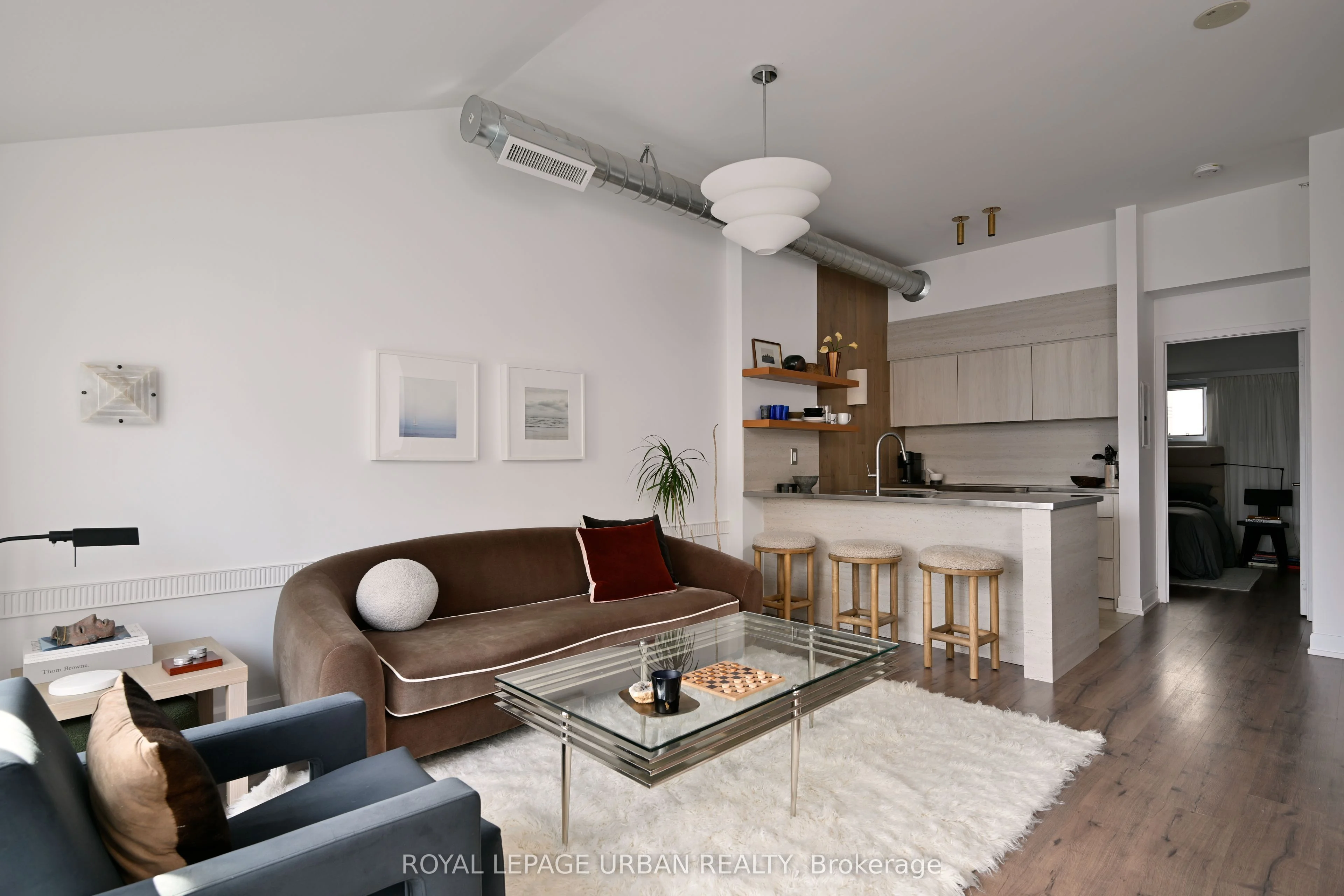 Condo Apartment in Toronto