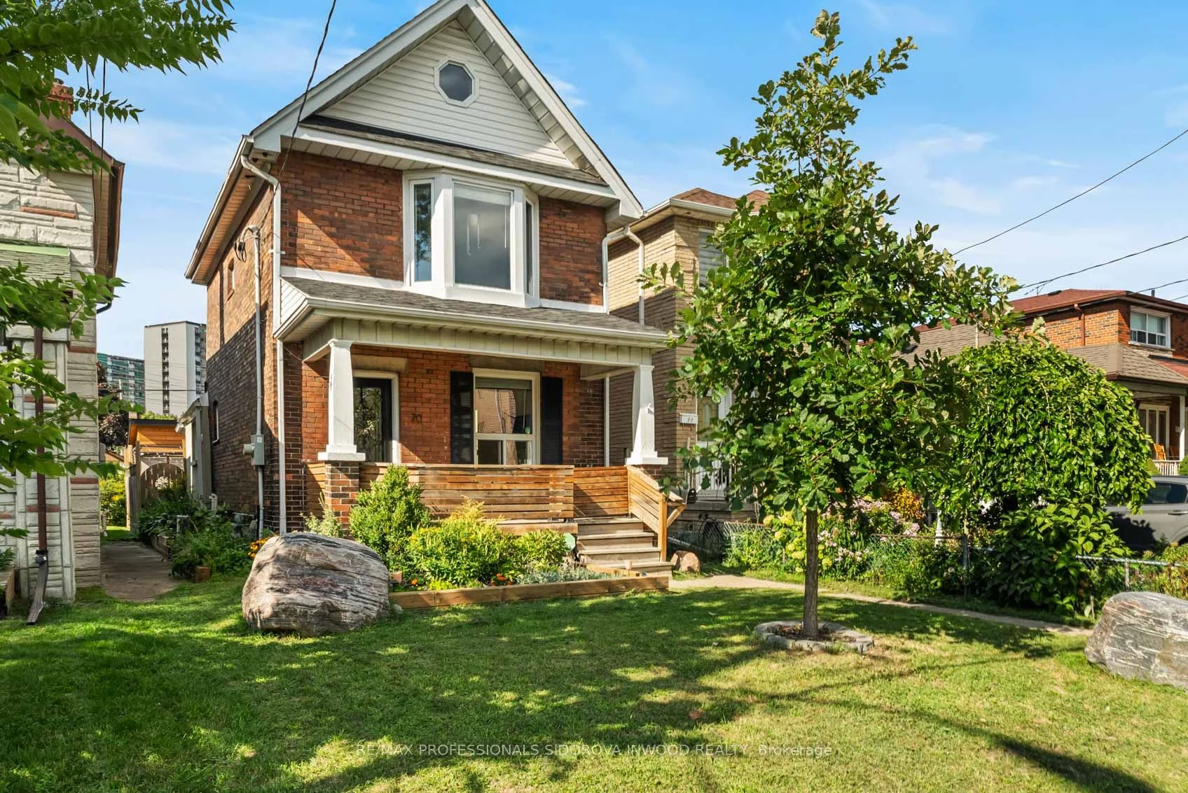 70 Pritchard Avenue, Toronto W03, ON M6N 1T3