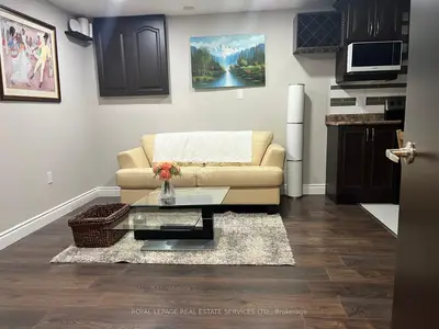 Lower Level in Mississauga