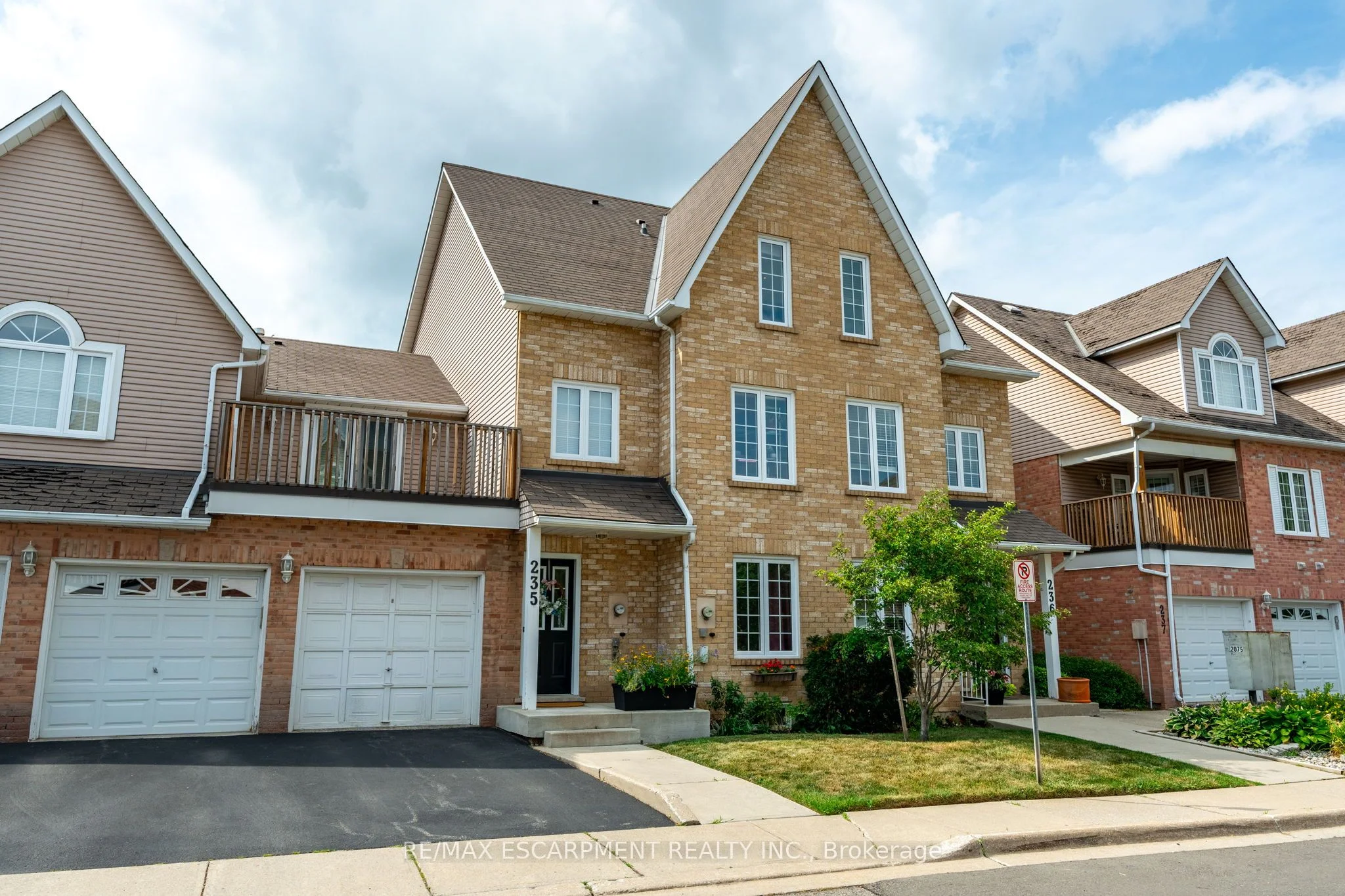 2075 Walkers Line 235, Burlington, ON L7M 4G7
