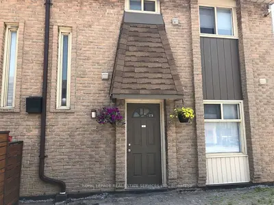 Condo Townhouse in Toronto
