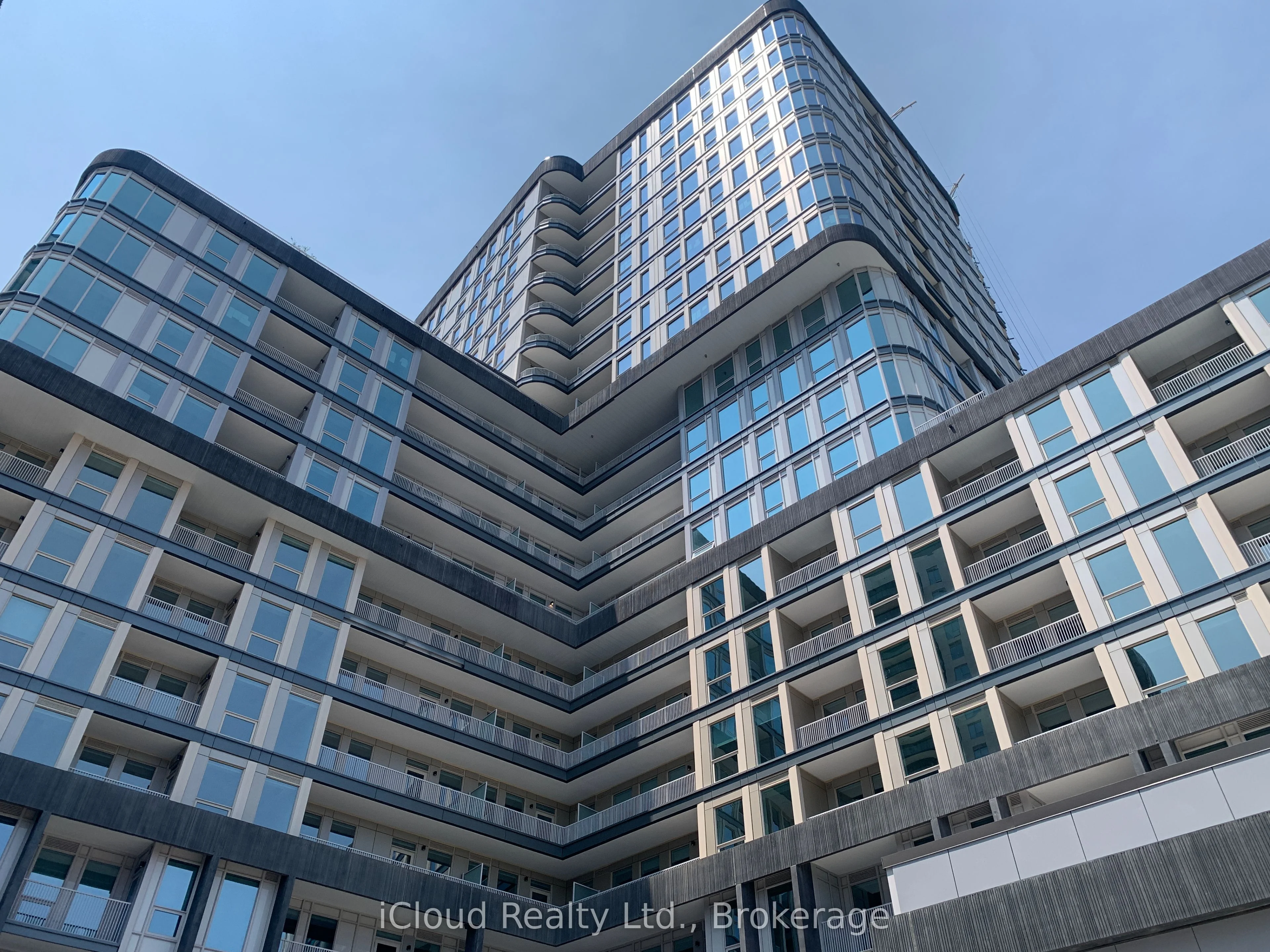 3240 William Coltson Avenue 620, Oakville, ON L6H 8C8
