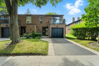Condo Townhouse in Toronto