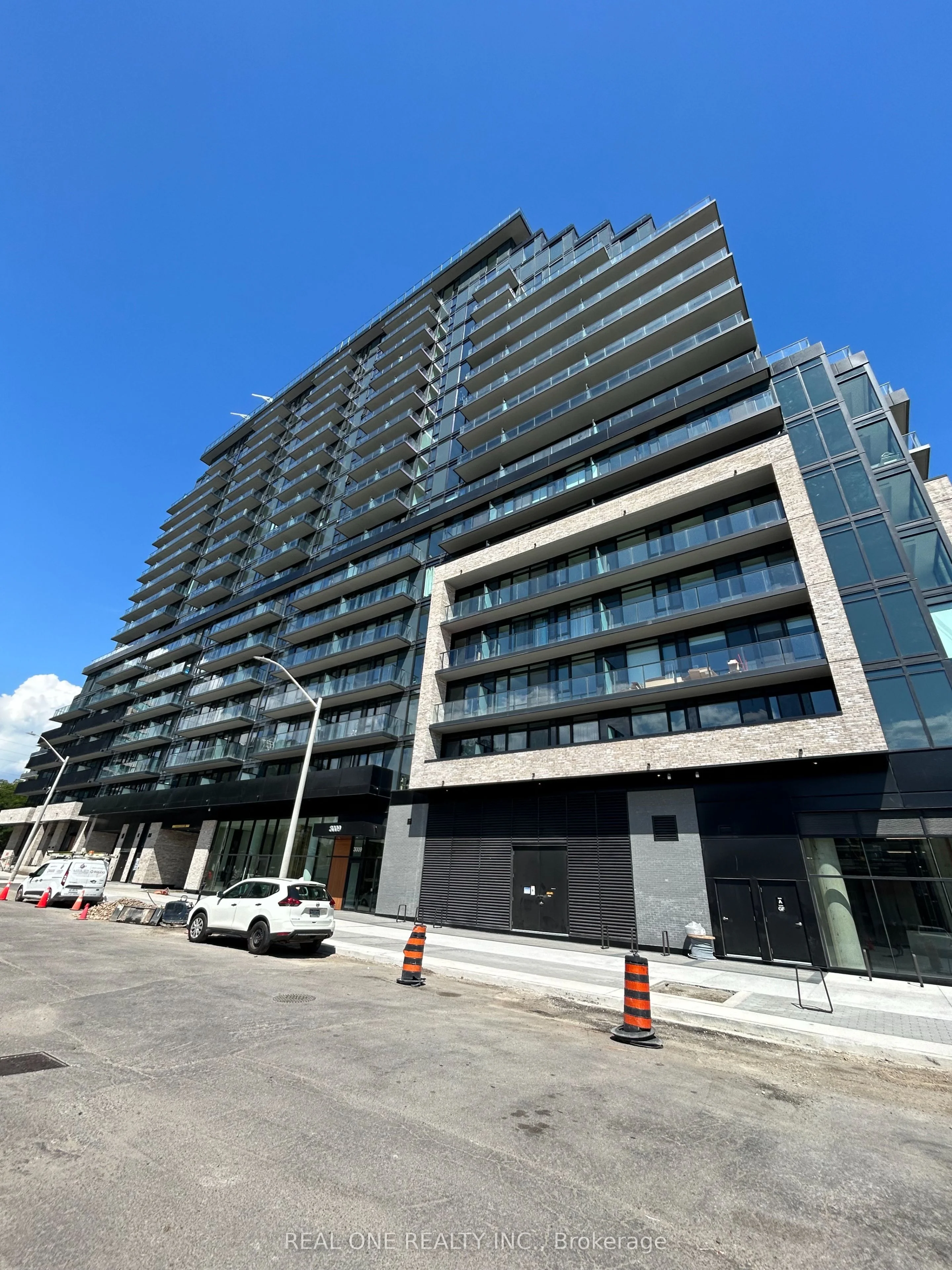 3009 Novar Road 1518, Mississauga, ON L5B 0P9
