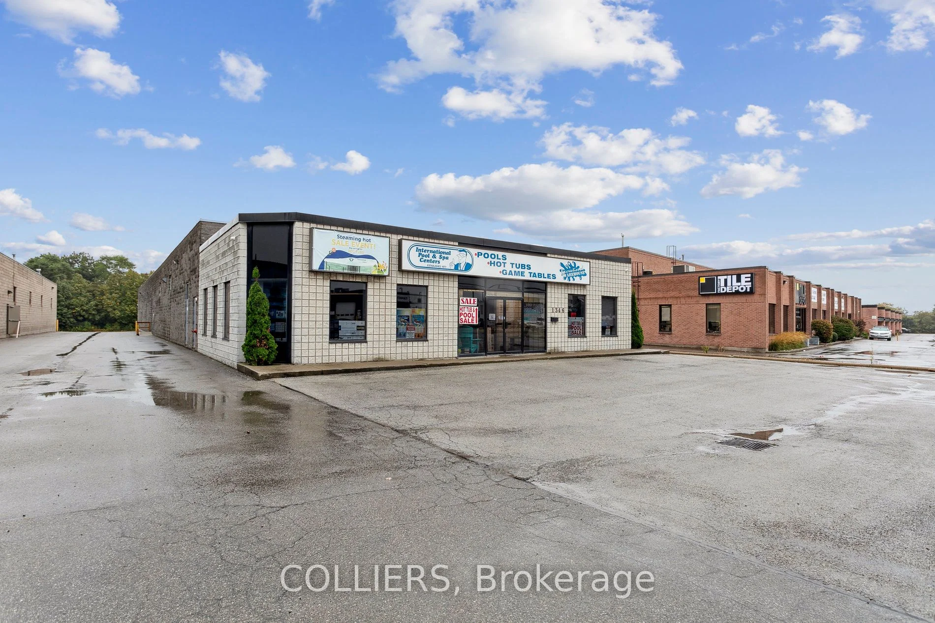 1346 Speers Road, Oakville, ON L6L 5V3