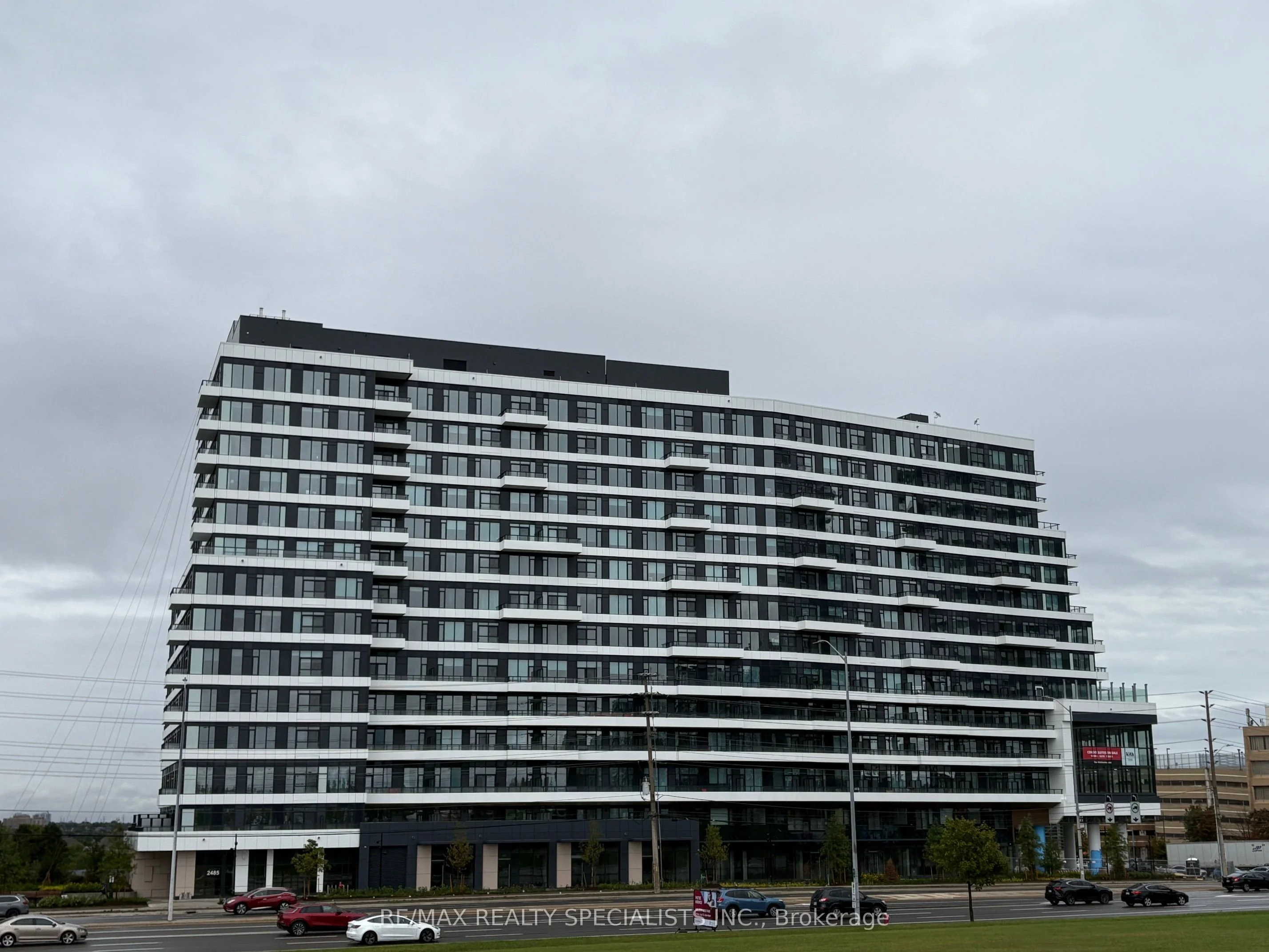 2485 Eglinton Avenue W 1322, Mississauga, ON L5M 2T1