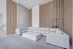 Condo Apartment in Mississauga