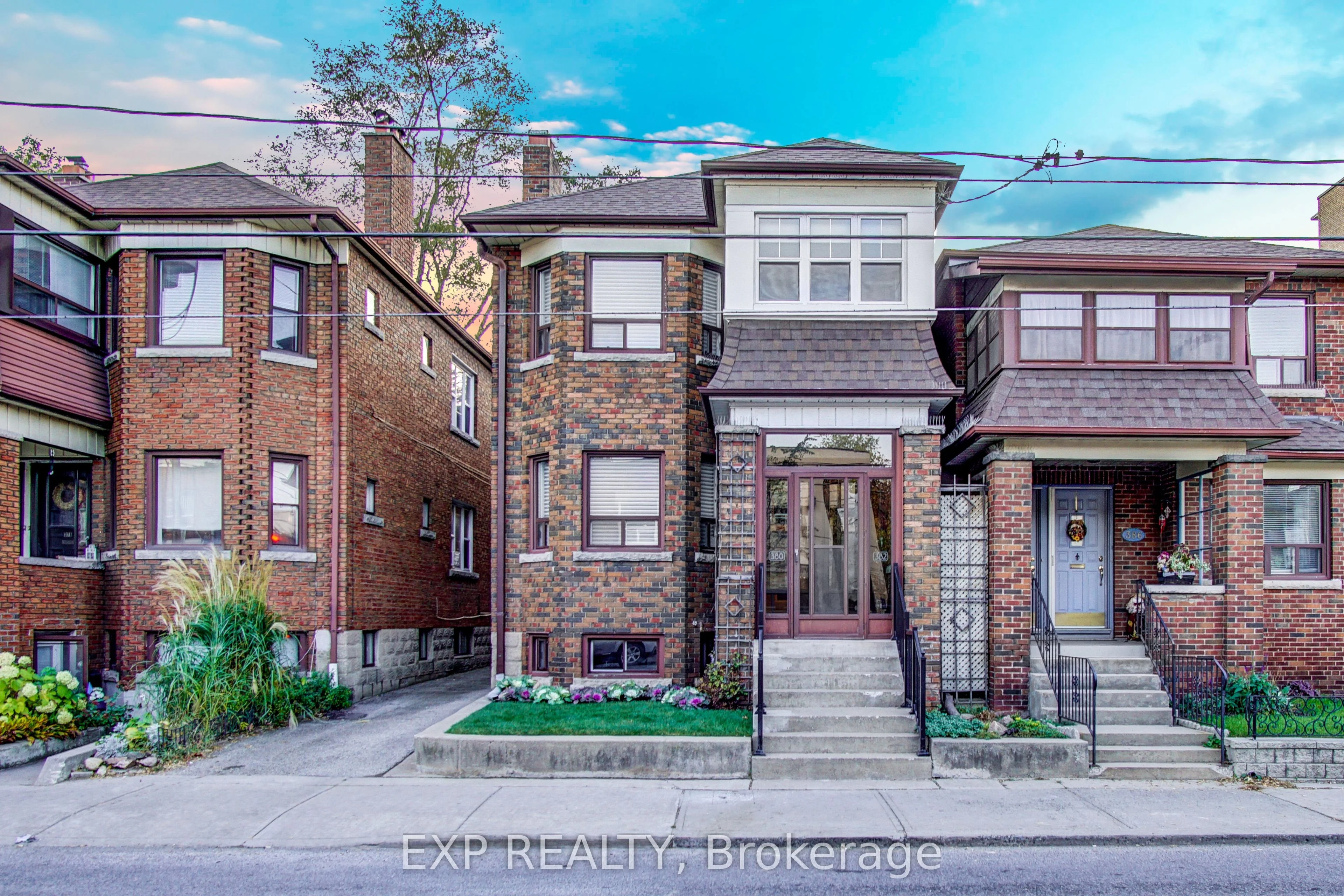 380 Jane Street Main, Toronto W02, ON M6S 3Z5