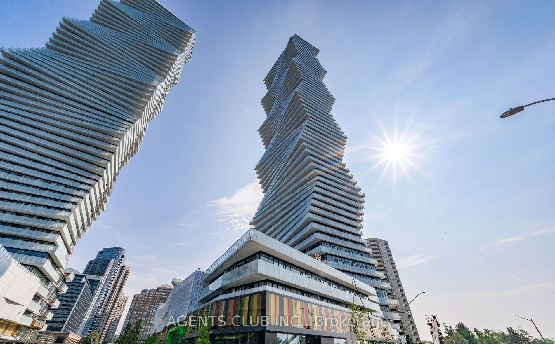 3883 Quartz Road 4510, Mississauga, On L5b 0m4