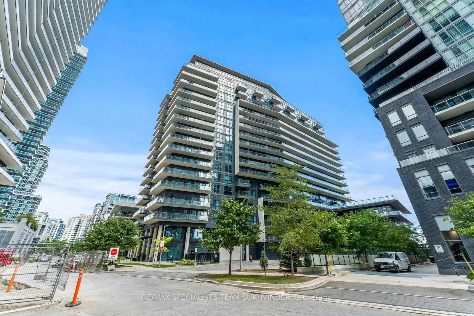 39 Annie Craig Drive 1201, Toronto W06, ON M8V 0C5