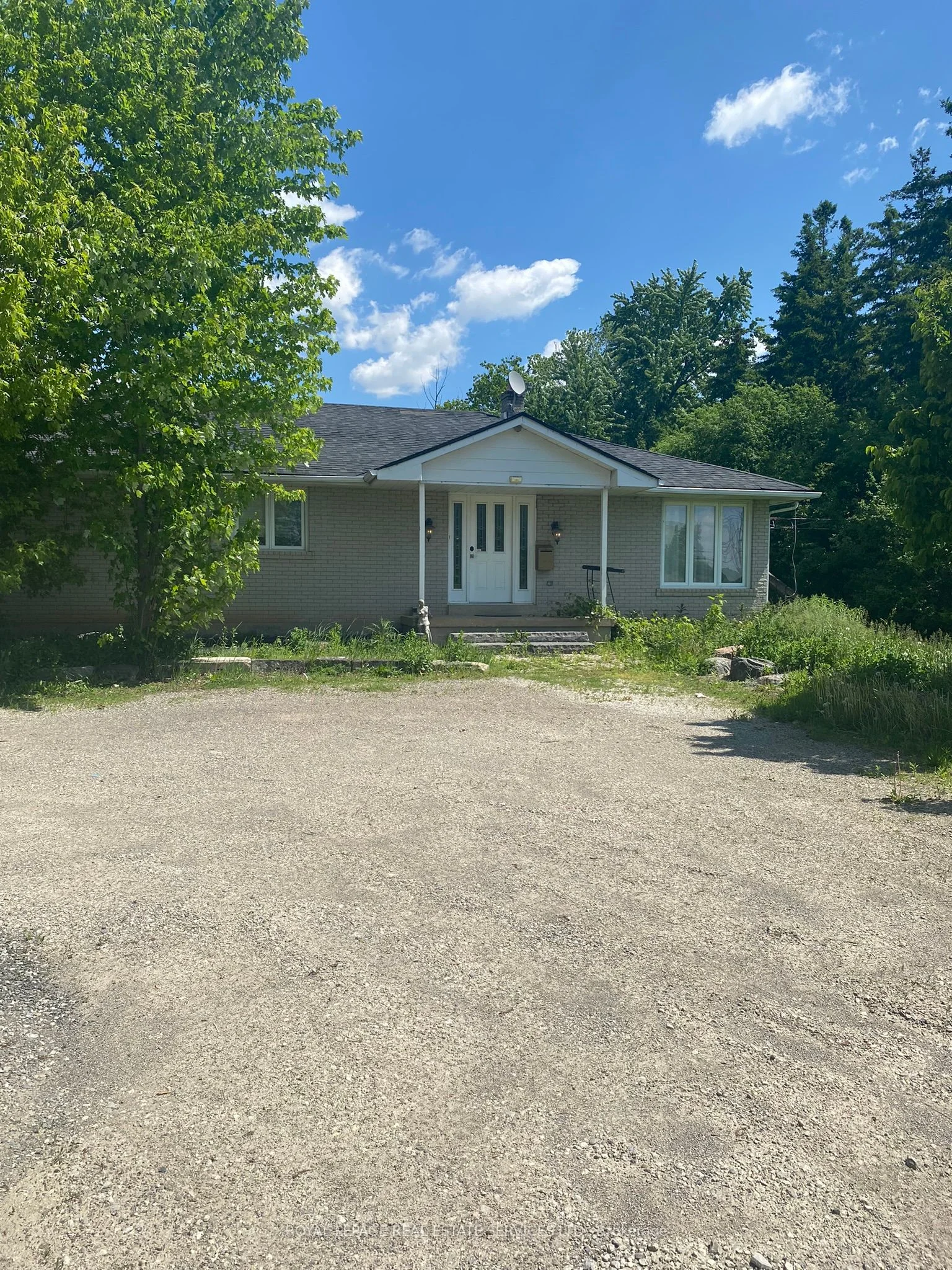 10641 Trafalgar Road, Halton Hills, On L7g 4s5