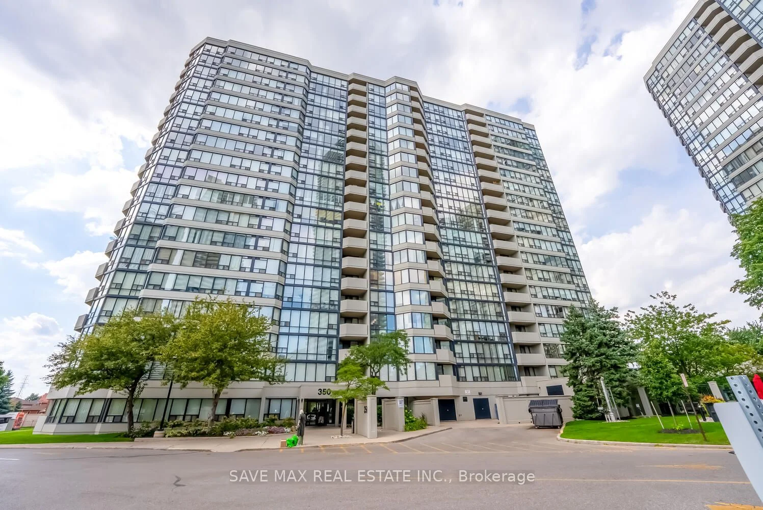 350 Rathburn Rd Road W 904, Mississauga, ON L5B 3Y2