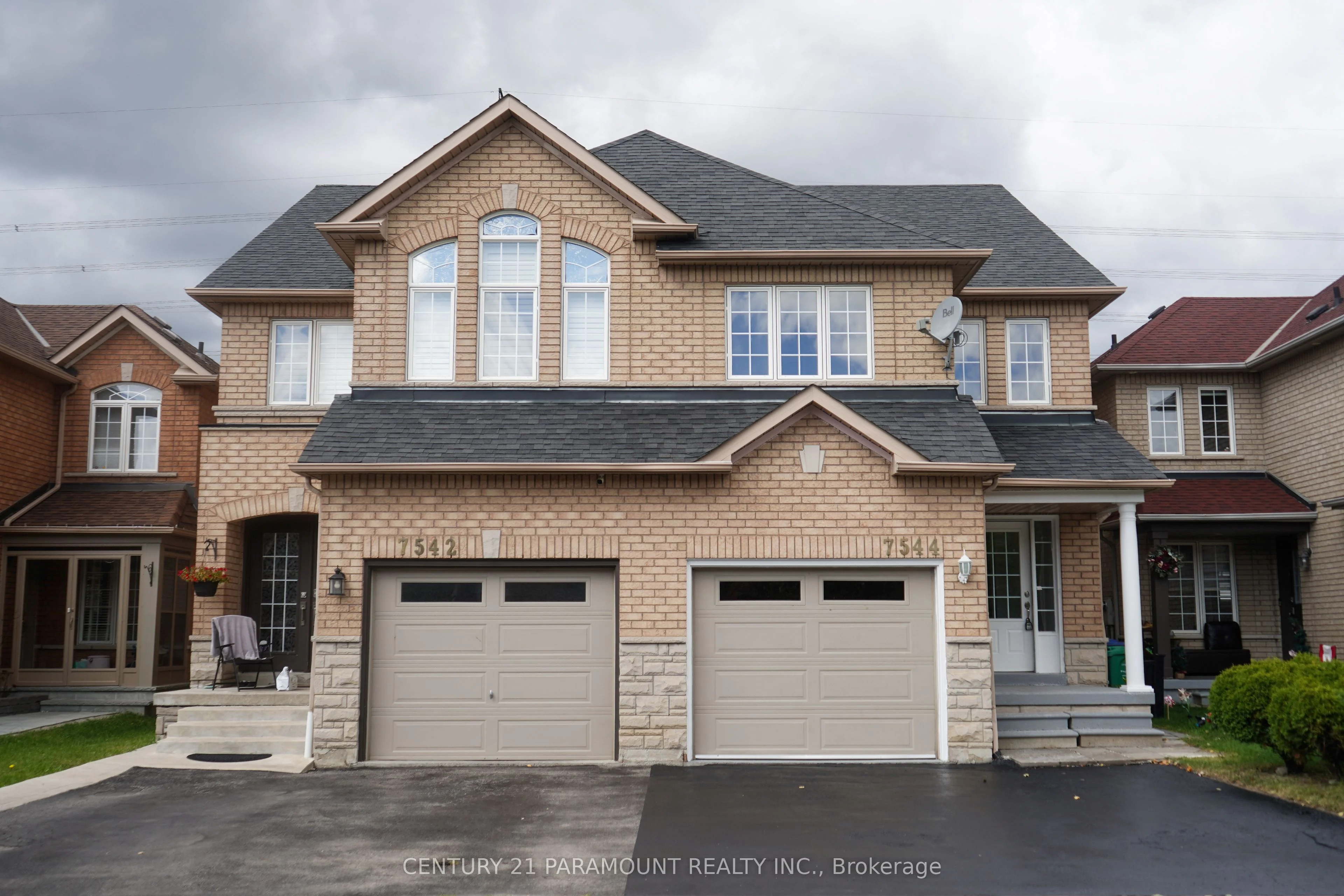 7544 Black Walnut Trail, Mississauga, On L5n 8a9