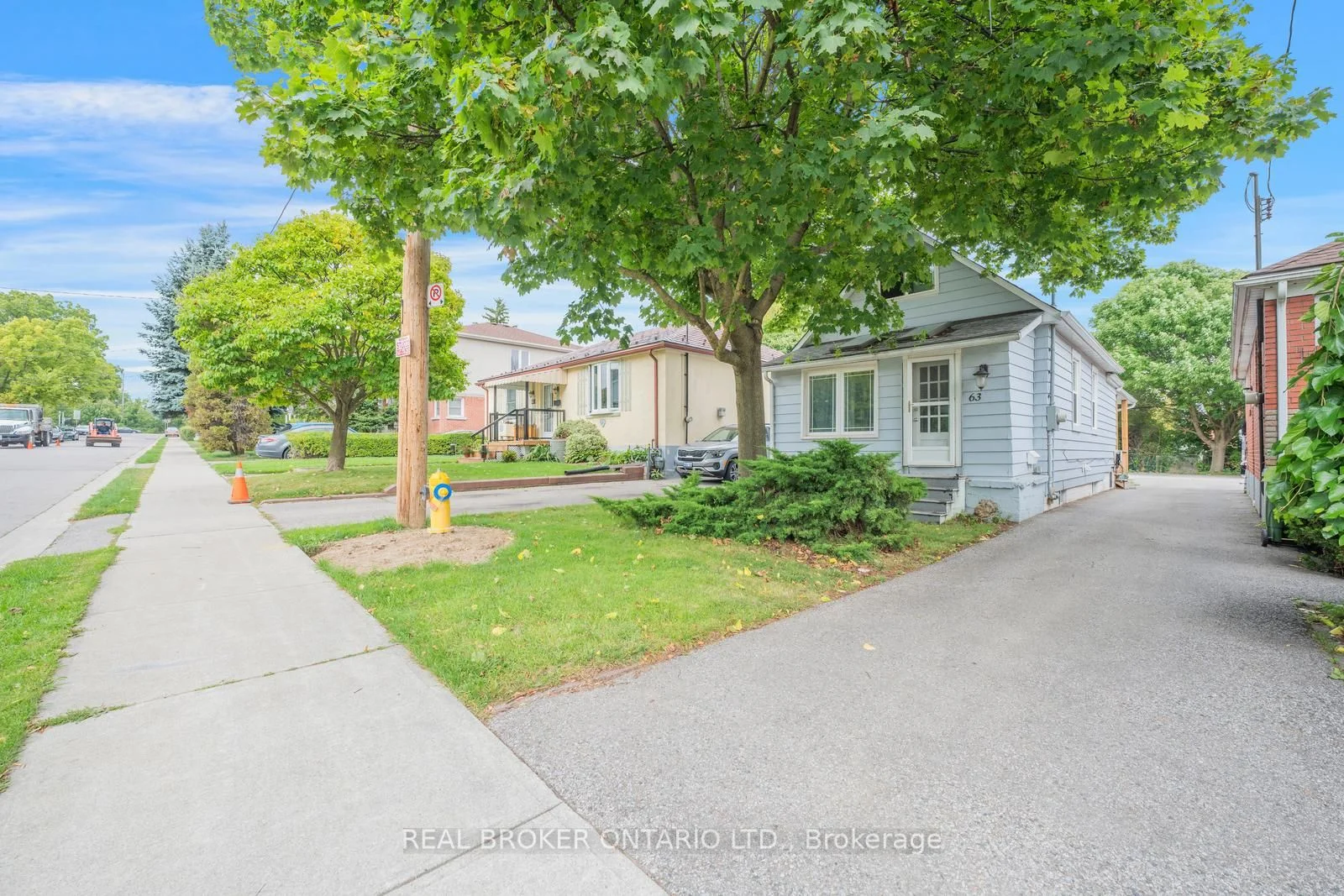 63 Thirty Ninth Street BSMT, Toronto W06, ON M8W 3M6