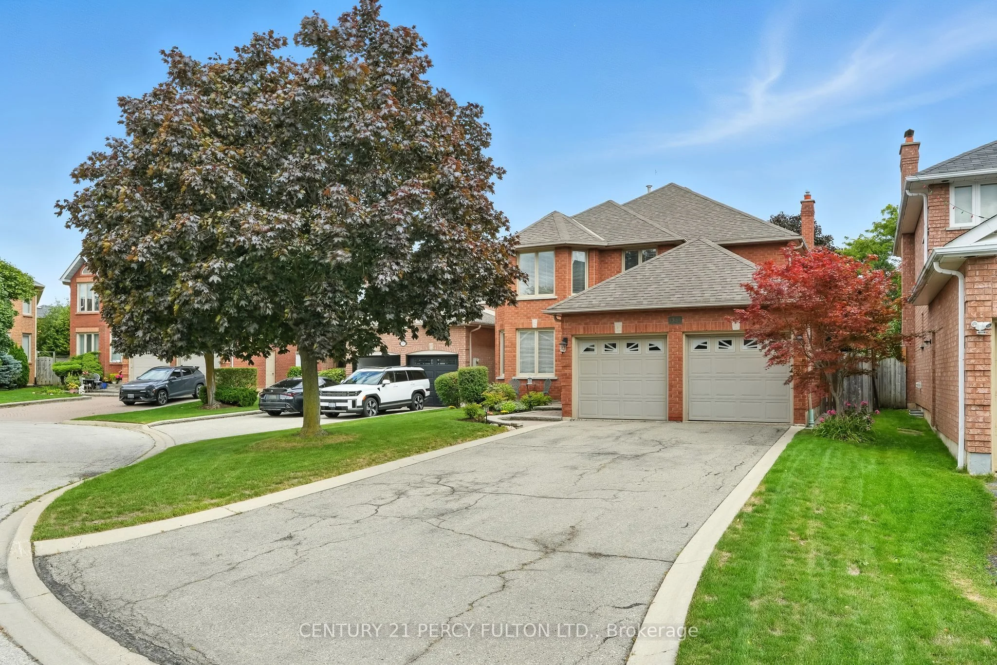 1334 Beauty Bush Court, Mississauga, ON L5V 1K4