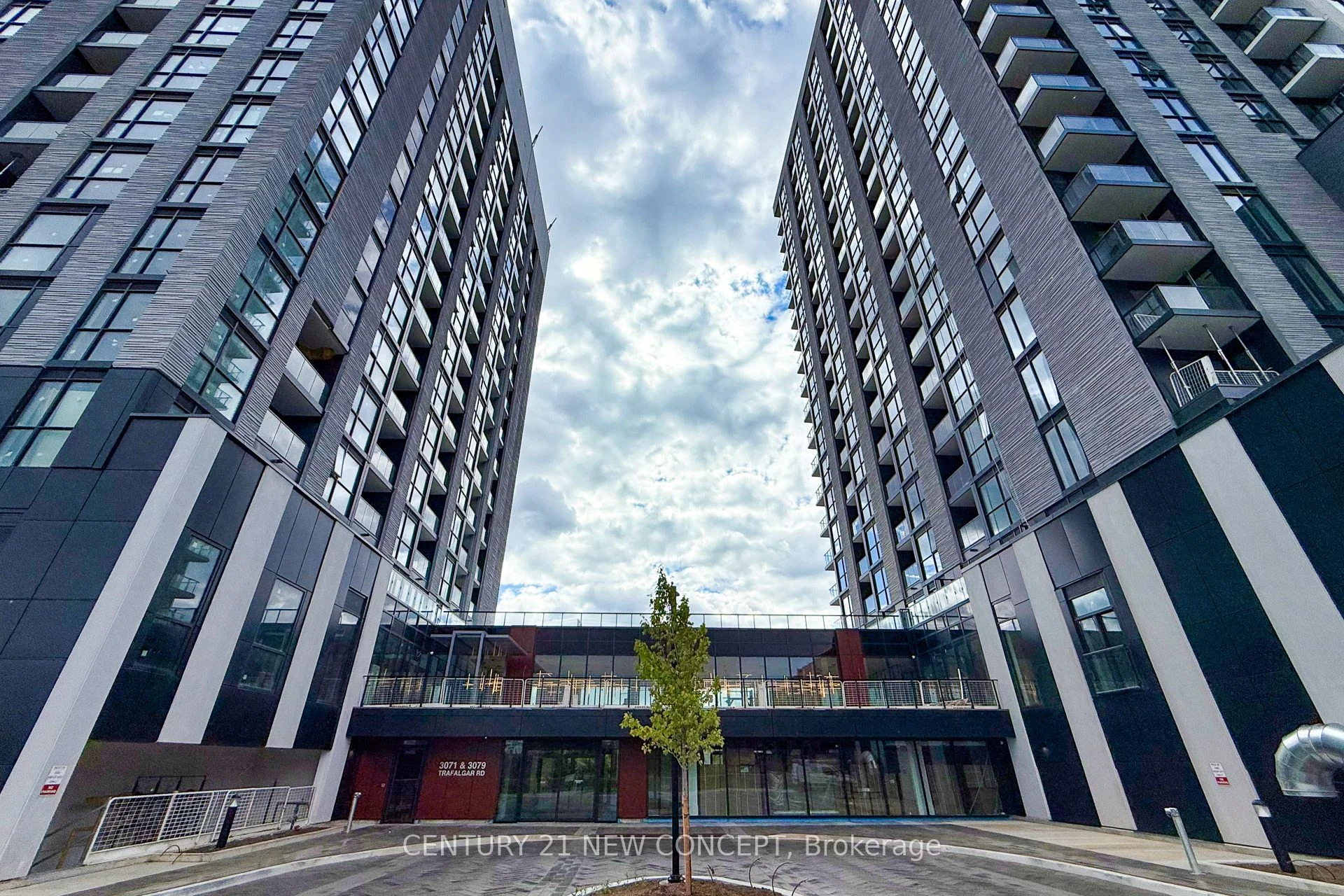 3079 Trafalgar Road 1103, Oakville, ON L6H 8C5