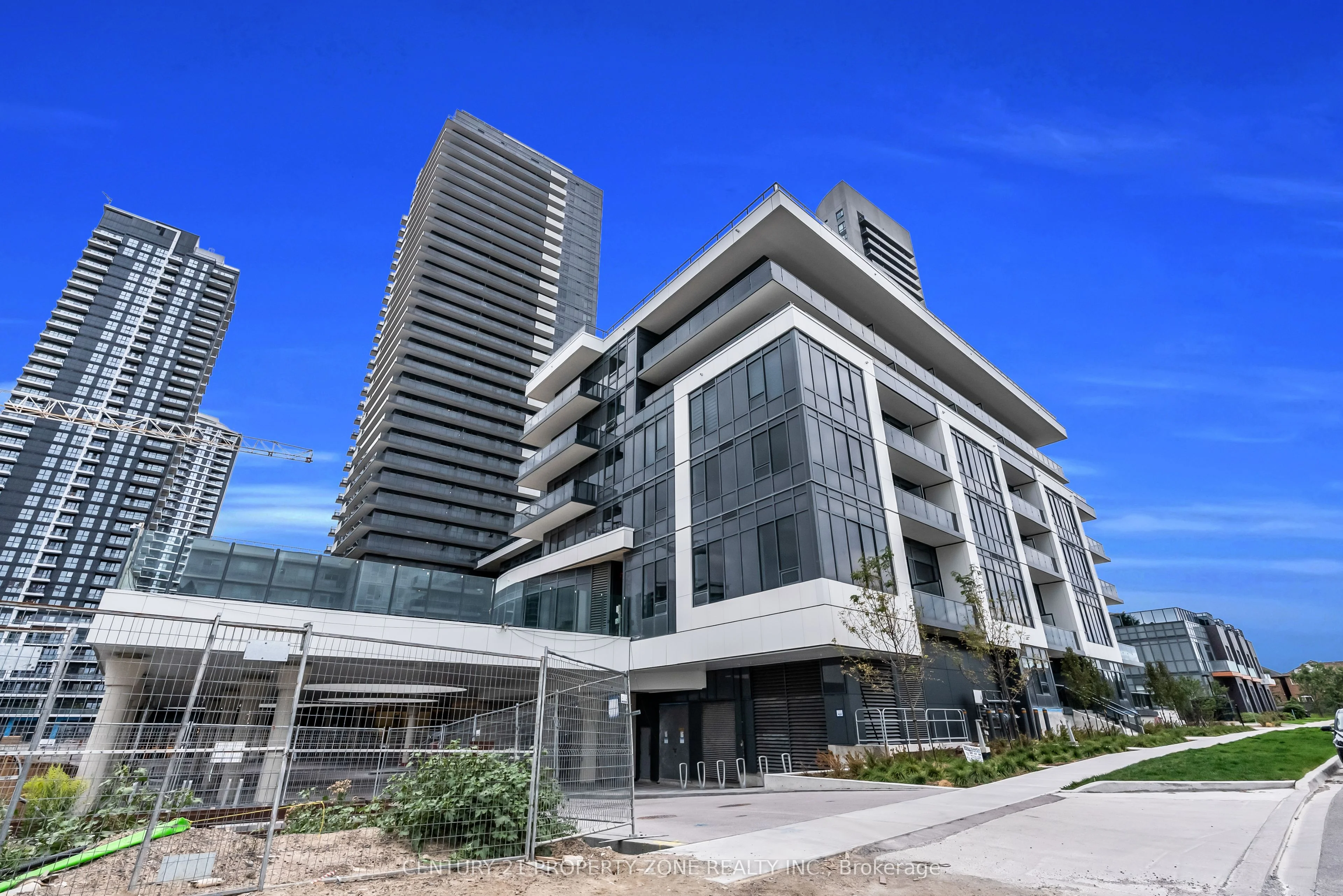 5105 Hurontario Street 2709, Mississauga, ON L4Z 0C9