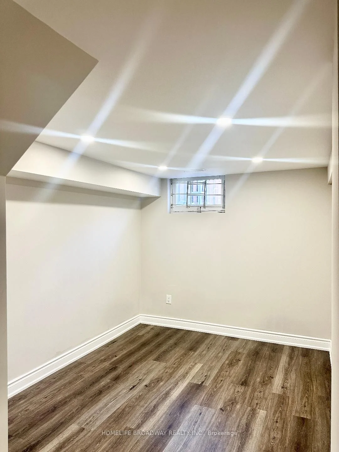 55 Fairbank Avenue Bsmt, Toronto W04, ON M6E 3Y6