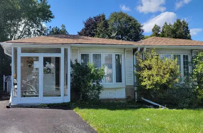 Semi-Detached in Brampton