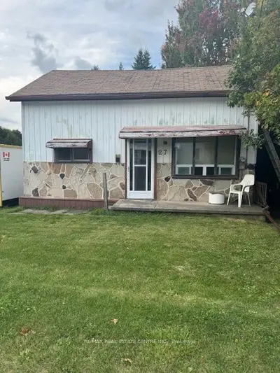 27 Scene Street, Halton Hills, ON L7J 1A1