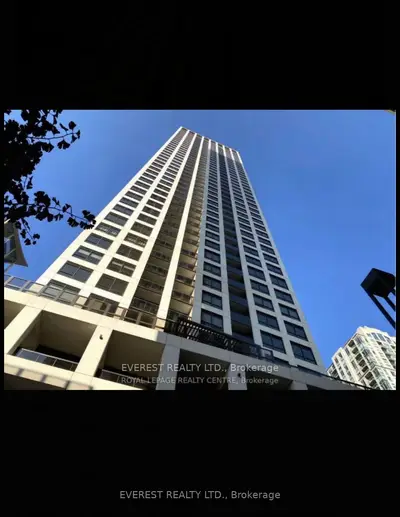 Condo Apartment in Mississauga