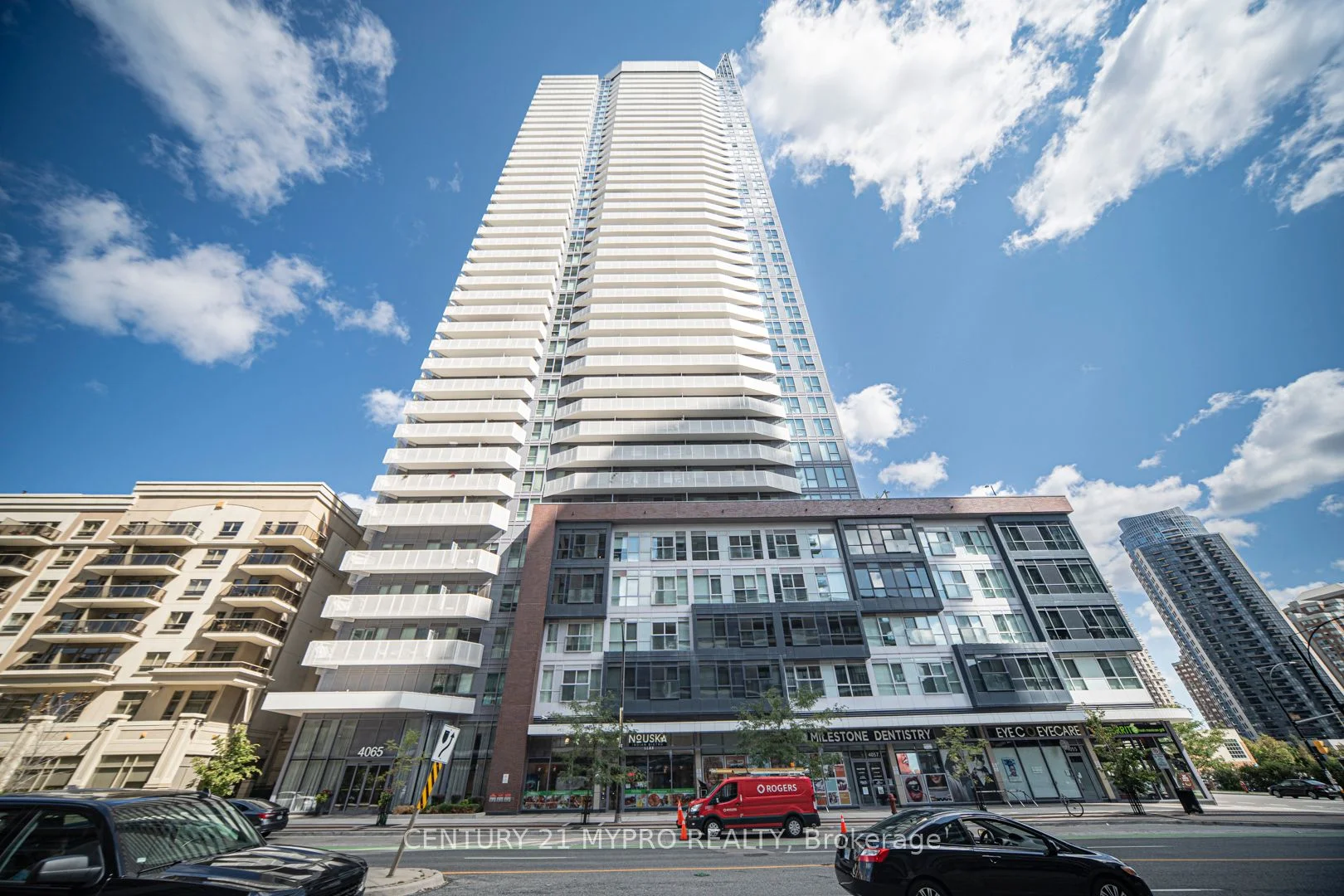 4065 Confederation Parkway 2801, Mississauga, On L5b 4n1