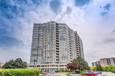 Condo Apartment in Toronto