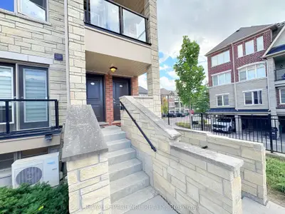 Condo Townhouse in Brampton