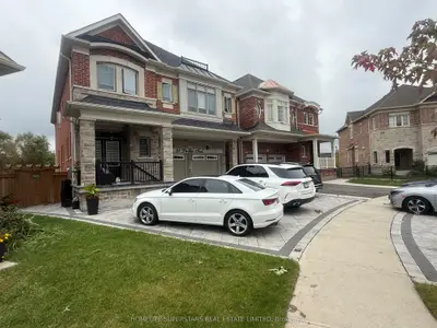 Detached in Brampton