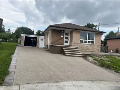 Detached in Toronto