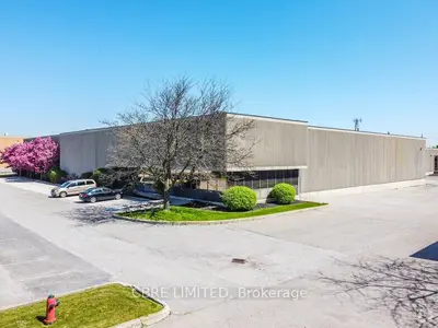 5580 Timberlea Boulevard, Mississauga, ON L4W 4M6