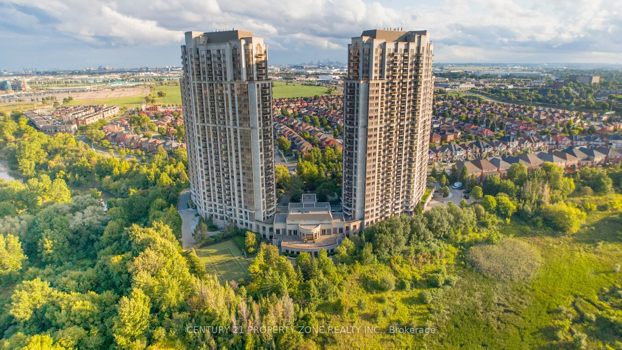 710 Humberwood Boulevard 1411, Toronto W10, ON M9W 7J5