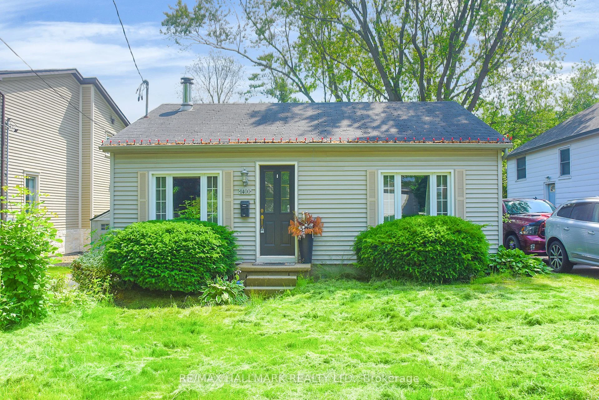 1400 Kenmuir Avenue, Mississauga, ON L5G 4B4