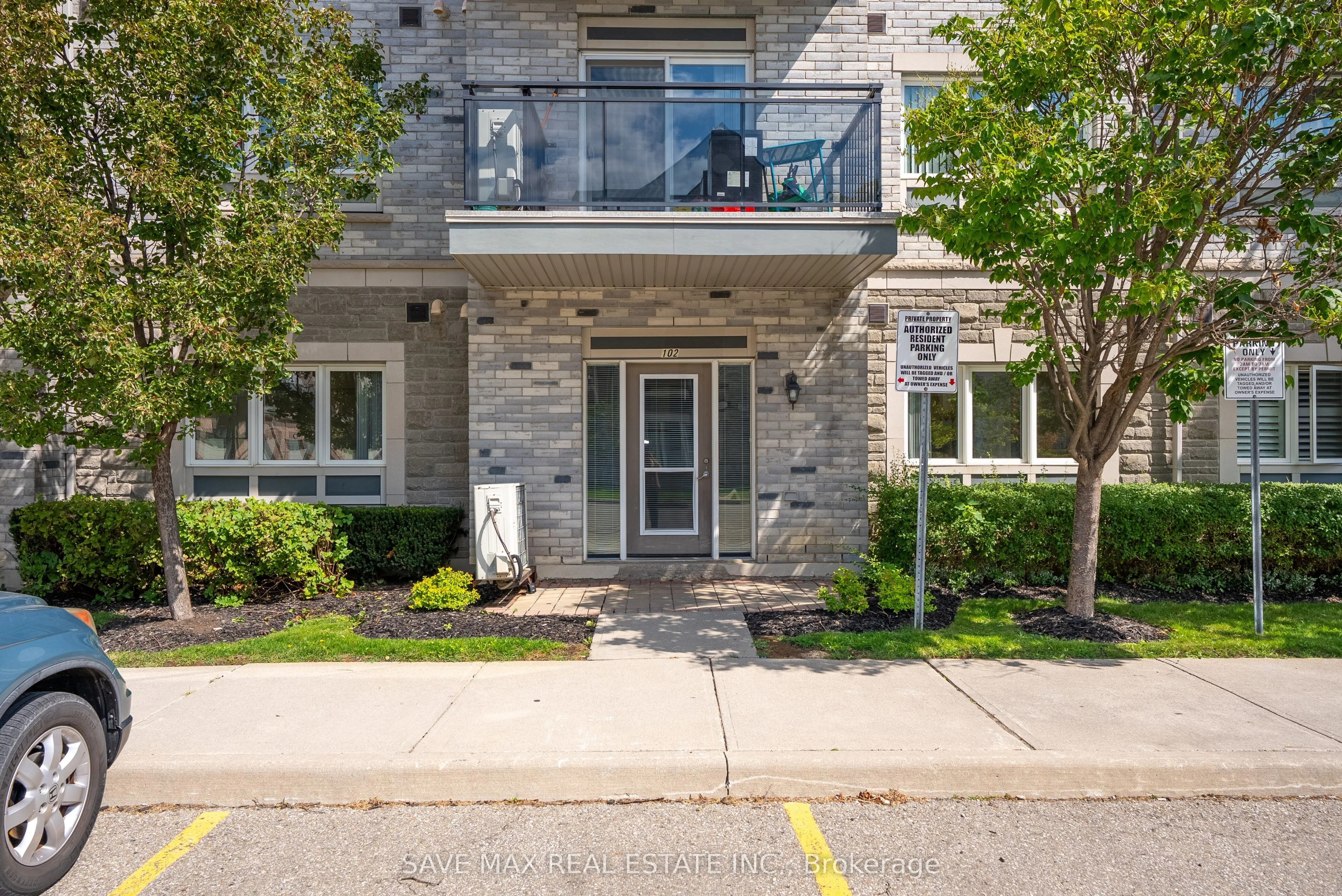 5150 Winston Churchill Boulevard 102, Mississauga, ON L5M 0P1