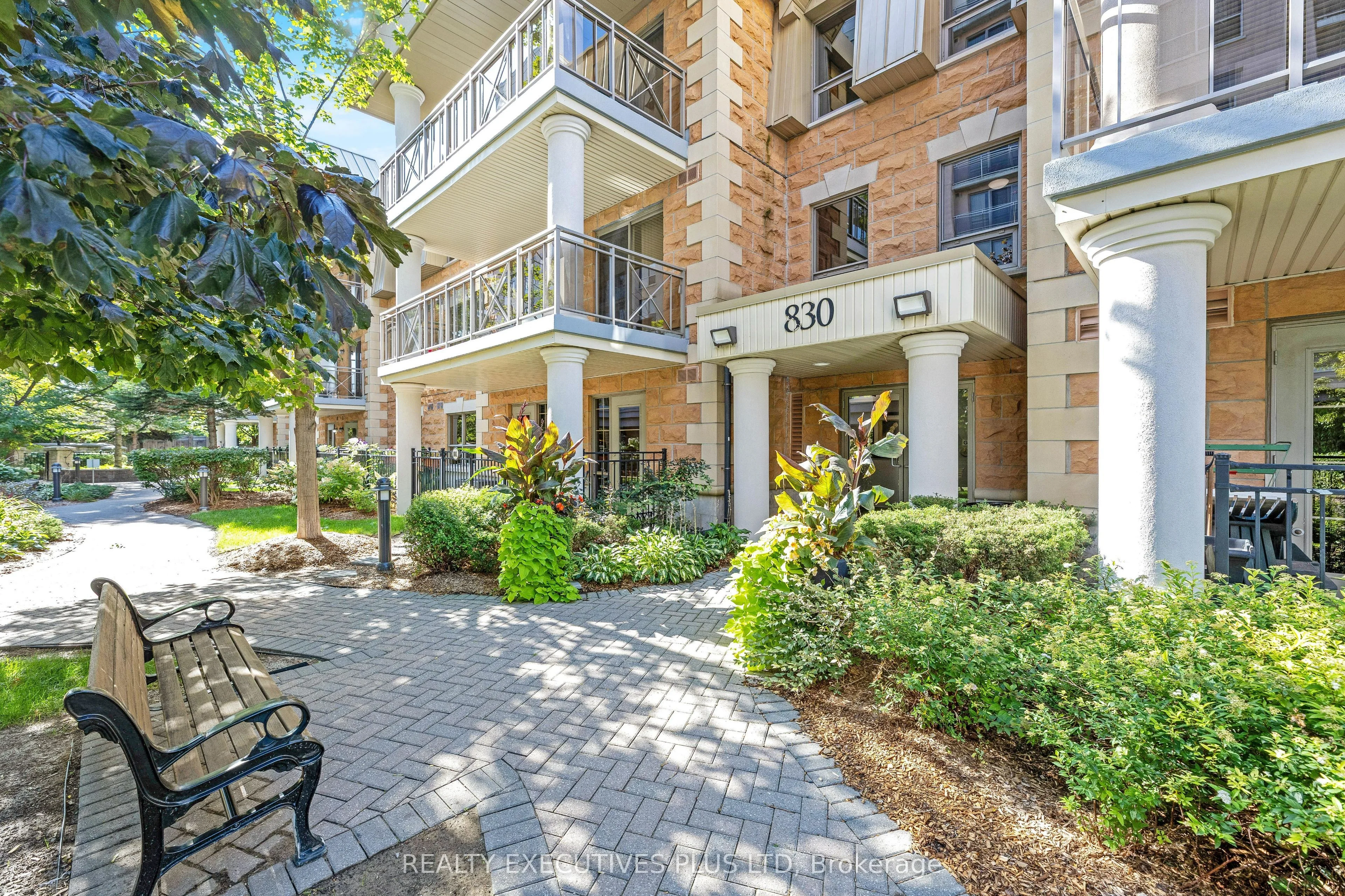 Condo Apartment in Mississauga