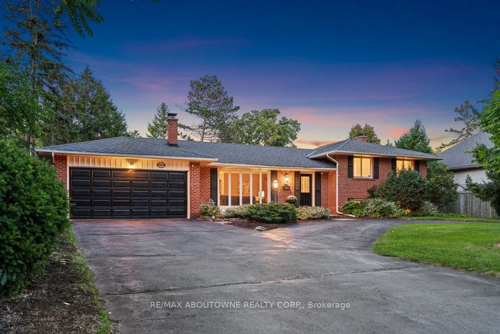 1605 Venetia Drive, Oakville, ON L6L 1K8