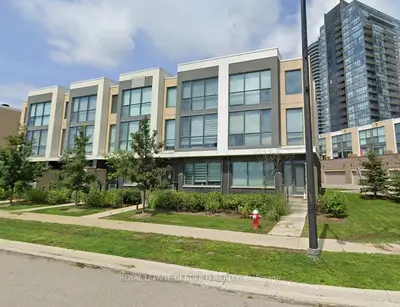 Condo Townhouse in Mississauga