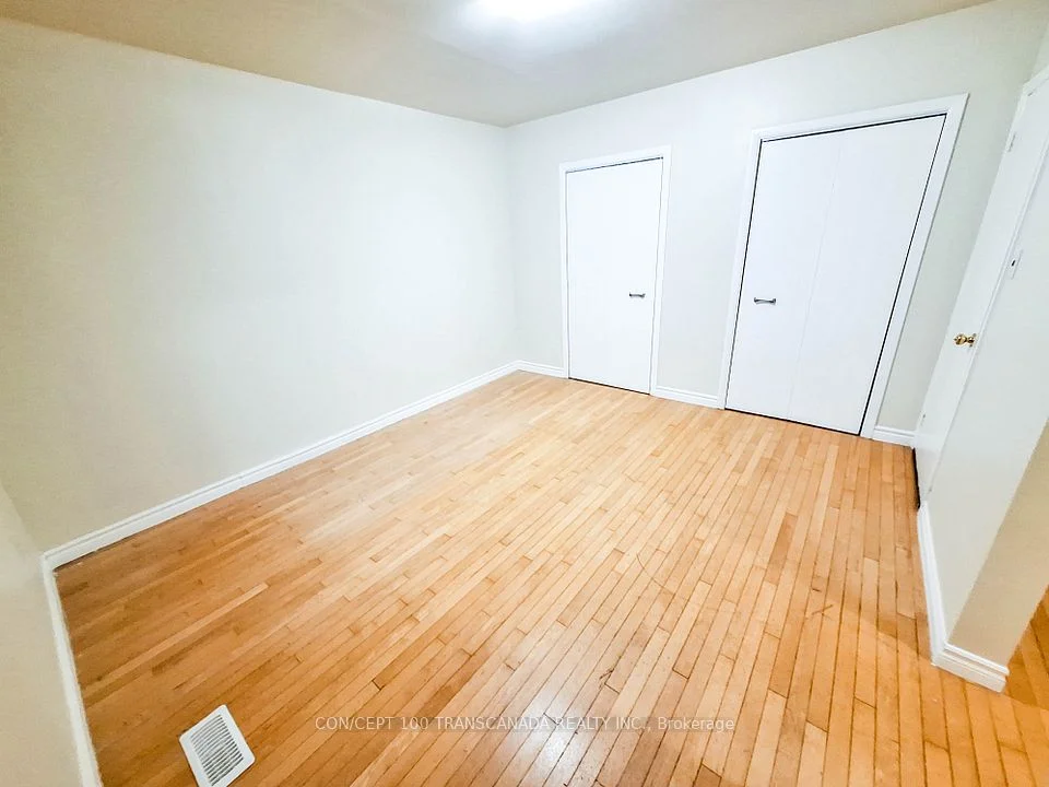 437 Revus Avenue, Mississauga, ON L5G 1S2