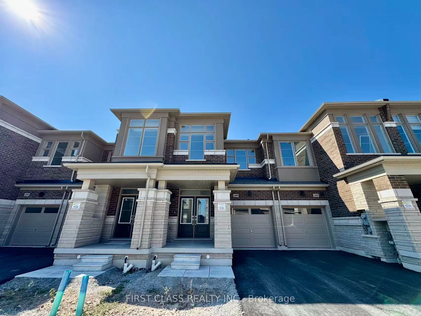 1199 Dartmouth Crescent, Oakville, ON L6H 8C3