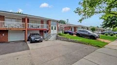 3456 Oakglade Crescent, Mississauga, ON L5C 1X5