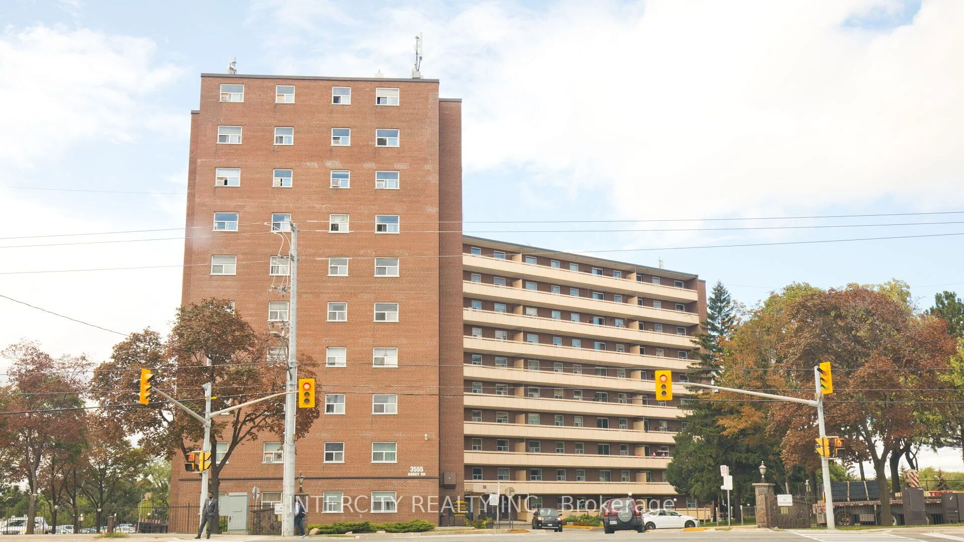 3555 Derry Road 907, Mississauga, ON L4T 1B1