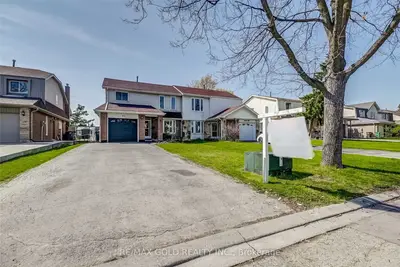 Semi-Detached in Brampton