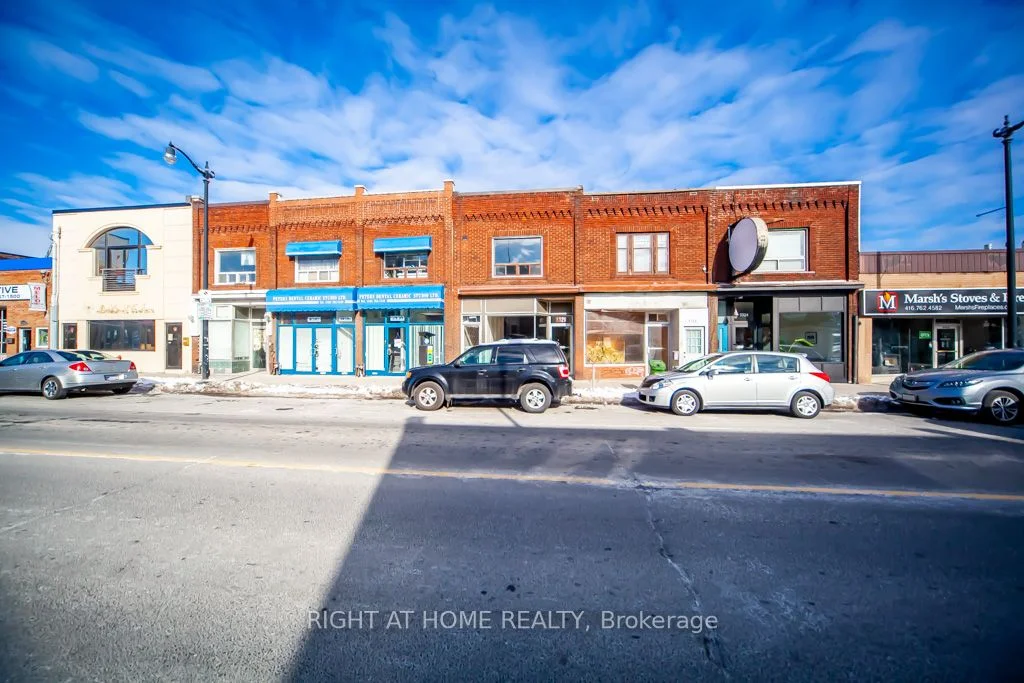 3328 Dundas Street W Upper, Toronto W02, ON M6P 2A4