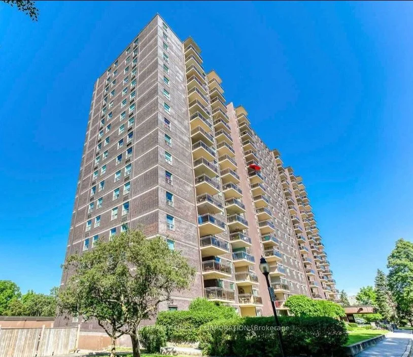 966 Inverhouse Drive 304, Mississauga, ON L5J 4B6